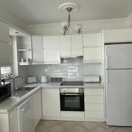Lakeside Gardens - 2 Bedroom - Sleeps 6 Apartment Milas
